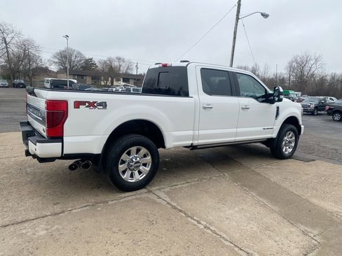 Used 2022 Ford F350 Platinum w/ FX4 Off-Road Package AWD/4WD image 8
