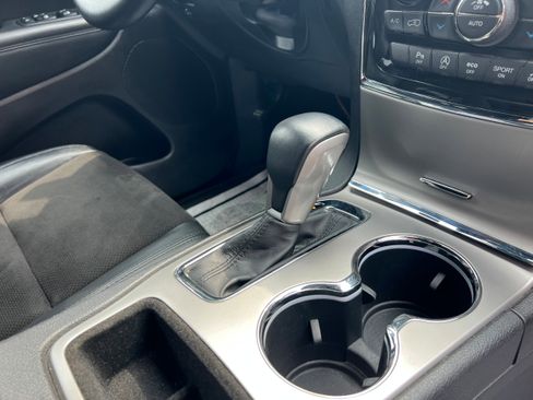 Used 2021 Jeep Grand Cherokee Laredo X AWD/4WD image 19