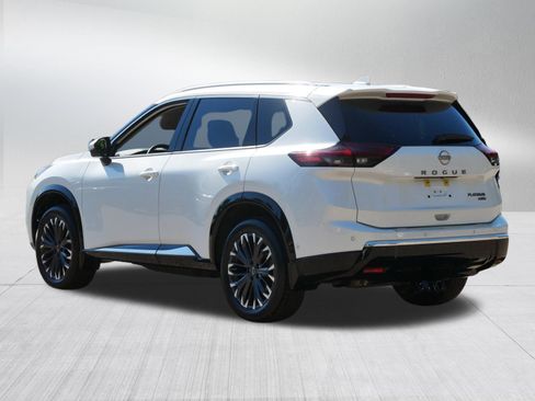 Certified 2024 Nissan Rogue Platinum w/ Platinum Premium Package AWD/4WD image 5