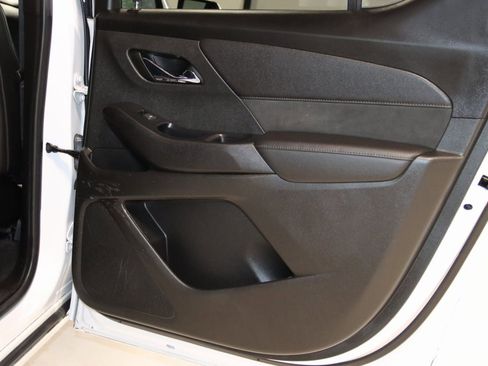 Used 2022 Chevrolet Traverse High Country w/ LPO, Floor Liner Package image 54