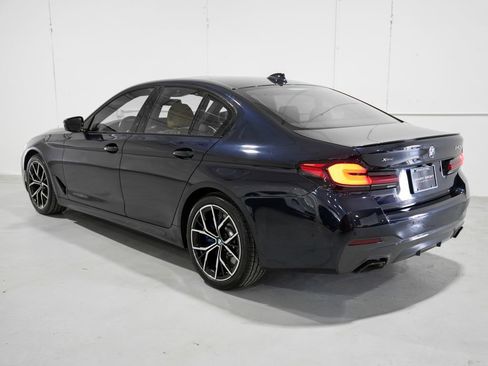 Used 2023 BMW 540i xDrive w/ Executive Package image 3