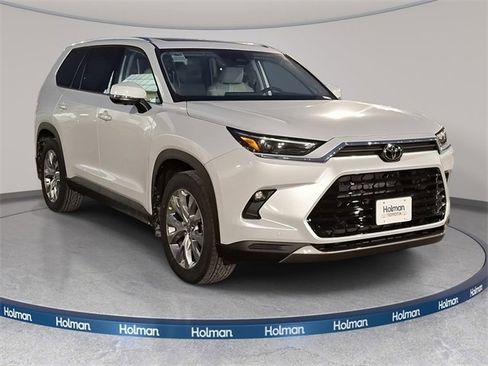 New 2026 Toyota Grand Highlander Limited image 2