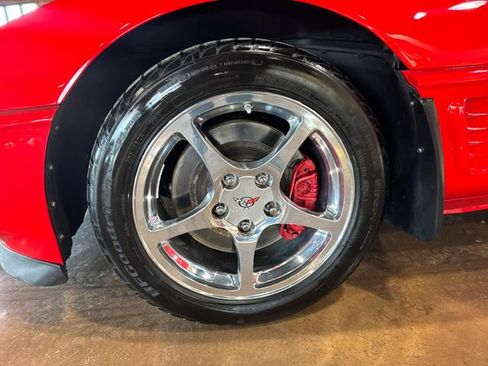 Used 1995 Chevrolet Corvette Base image 16