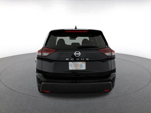 Used 2025 Nissan Rogue SV FWD image 15