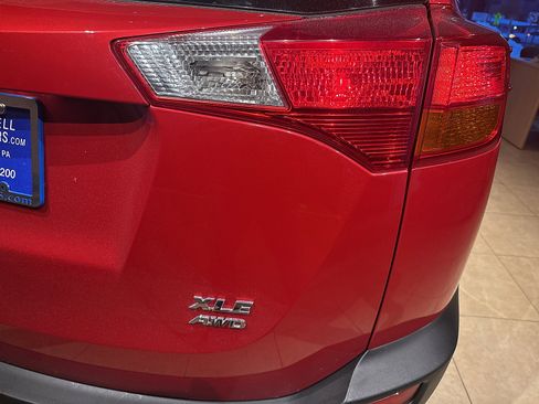 Used 2013 Toyota RAV4 XLE image 12