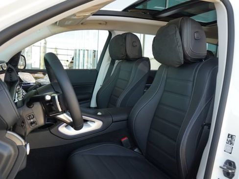 New 2026 Mercedes-Benz GLS 450 4MATIC image 26