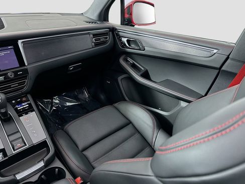 New 2026 Porsche Macan GTS AWD/4WD image 26