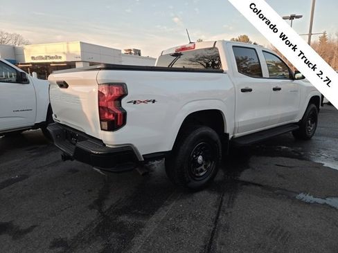 Used 2024 Chevrolet Colorado W/T image 23