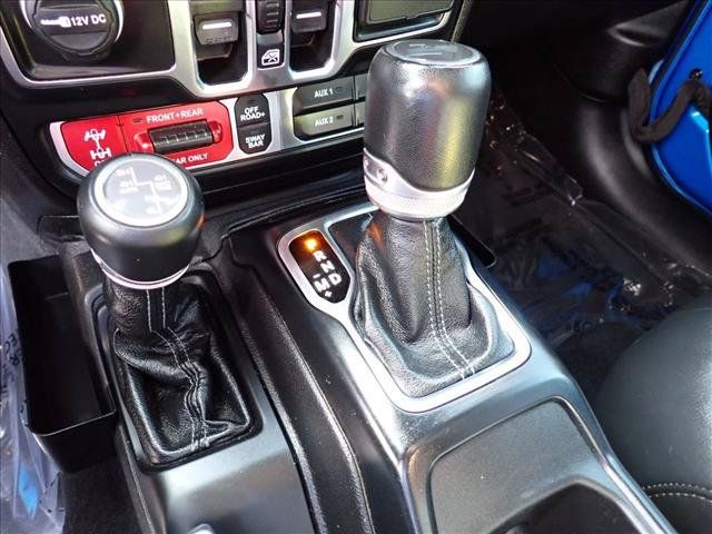 Used 2024 Jeep Wrangler Unlimited Rubicon 4xe AWD/4WD image 16