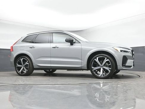 Used 2024 Volvo XC60 B5 Ultimate w/ Protection Package Premier AWD/4WD image 39