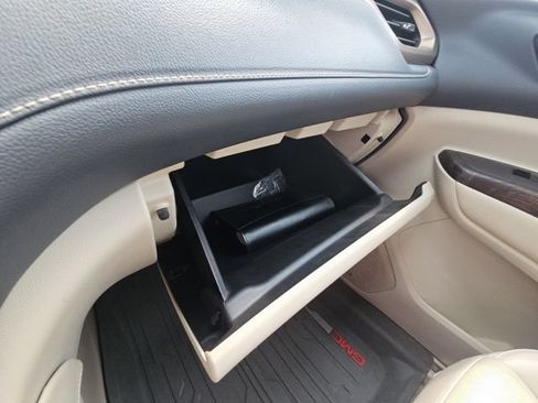 Used 2020 GMC Acadia Denali w/ LPO, Floor Liner Package FWD image 33