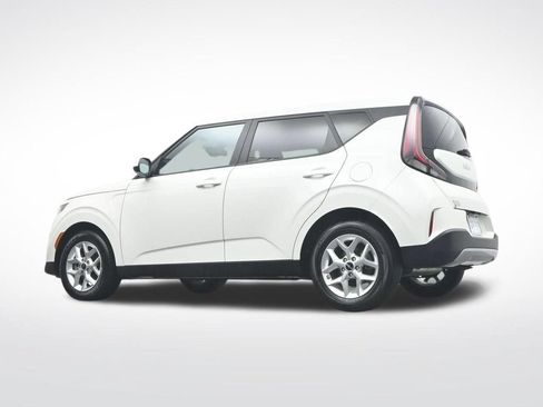 Used 2025 Kia Soul LX w/ LX Technology Package FWD image 38