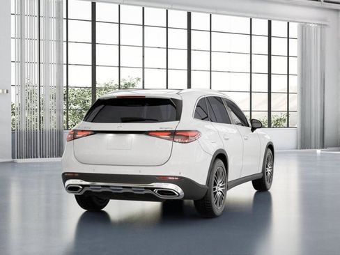 Used 2026 Mercedes-Benz GLC 300 4MATIC image 23
