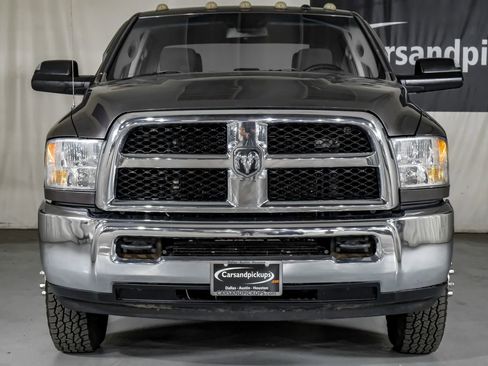 Used 2015 RAM 3500 Tradesman w/ Chrome Appearance Group AWD/4WD image 3