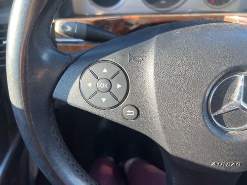 Used 2012 Mercedes-Benz GLK 350 2WD image 16