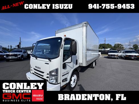 Used 2020 Isuzu NPR image 7