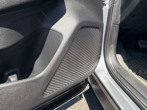 Used 2024 Mitsubishi Outlander SE FWD image 15