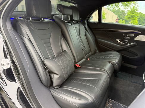 Used 2020 Mercedes-Benz S 560 Sedan image 42