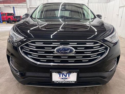 Certified 2024 Ford Edge Titanium AWD/4WD image 3