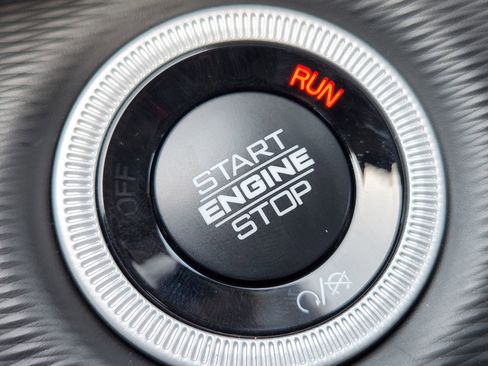 New 2025 Jeep Grand Cherokee Laredo X image 14