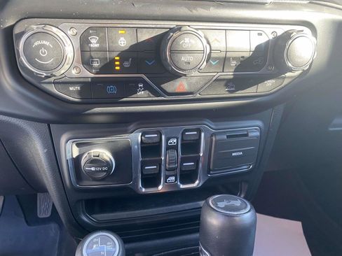 Certified 2023 Jeep Wrangler Sahara w/ Cold Weather Group image 42