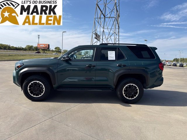 Used 2025 Toyota 4Runner TRD Sport Premium AWD/4WD image 3