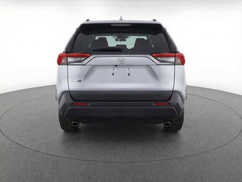 Used 2025 Toyota RAV4 XLE image 8