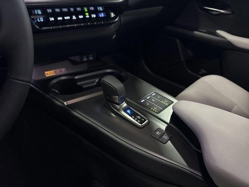 Certified 2026 Lexus UX 300h AWD w/ Accessory Package (P1) image 19