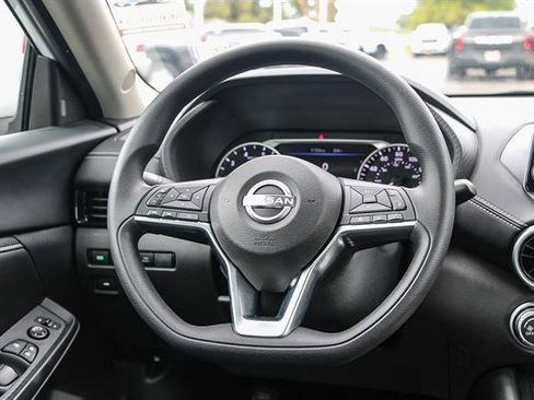 Used 2024 Nissan Sentra SV image 15