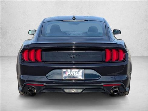 Used 2022 Ford Mustang Premium w/ Equipment Group 201A image 7