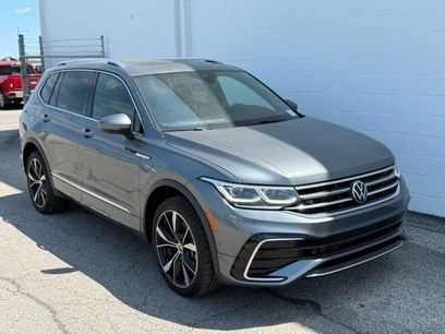 Used 2022 Volkswagen Tiguan SEL R-Line