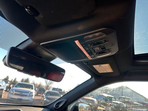 Used 2021 Toyota Highlander XSE image 19