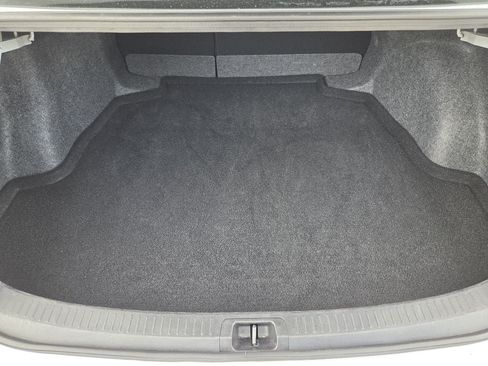 Used 2026 Toyota Corolla LE FWD image 27