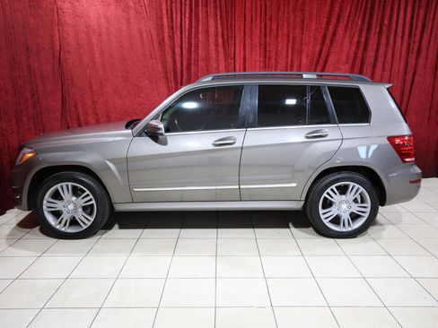 Used 2015 Mercedes-Benz GLK 350 2WD image 4