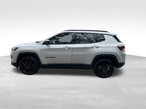 New 2026 Jeep Compass Latitude w/ Quick Order Package 29K AWD/4WD image 3