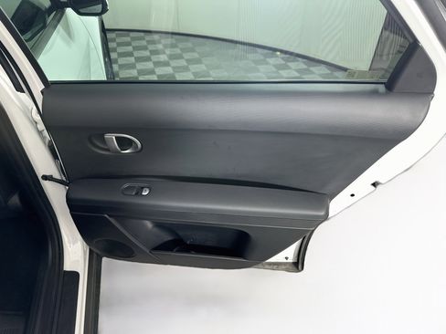 Used 2024 Hyundai Ioniq 5 SEL RWD image 30