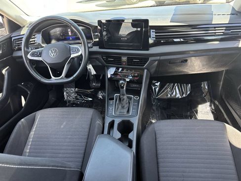 Used 2025 Volkswagen Jetta S FWD image 13