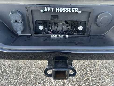 Used 2025 Chevrolet Silverado 2500 Custom image 18