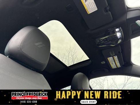 New 2024 Dodge Hornet R/T Plus w/ Tech Pack Plus w/o Parking image 16