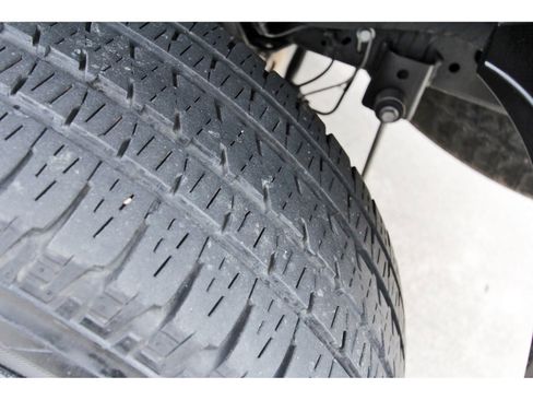 Used 2024 RAM 1500 Lone Star image 32