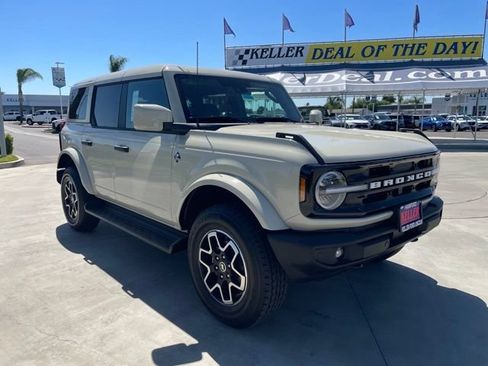 New 2026 Ford Bronco Outer Banks AWD/4WD image 7