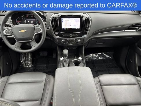 Certified 2023 Chevrolet Traverse LT w/ LT Premium Package AWD/4WD image 16