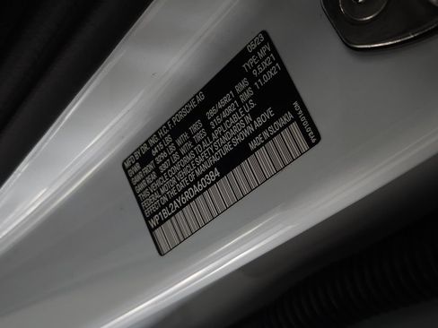 Used 2024 Porsche Cayenne S AWD/4WD image 44