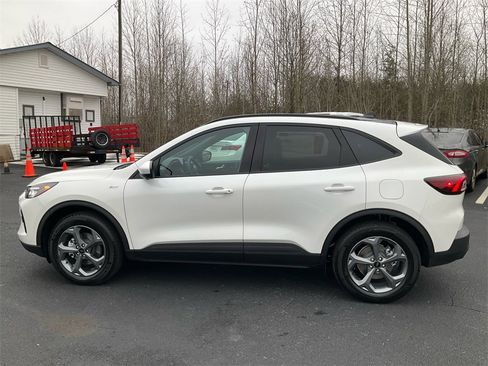 New 2026 Ford Escape ST-Line Select w/ Tech Pack #2 image 8