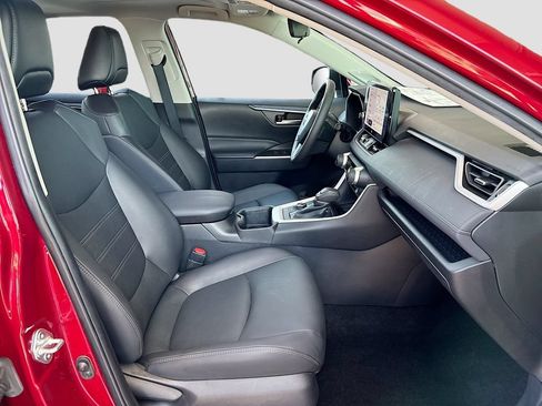 Certified 2023 Toyota RAV4 XLE Premium AWD/4WD image 20