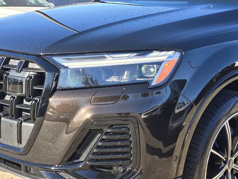Certified 2025 Audi Q7 2.0T Premium Plus w/ Premium Plus Package image 9