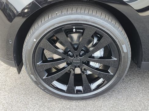 New 2026 Land Rover Range Rover Sport SE image 9