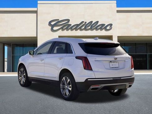 Certified 2025 Cadillac XT5 Premium Luxury image 8