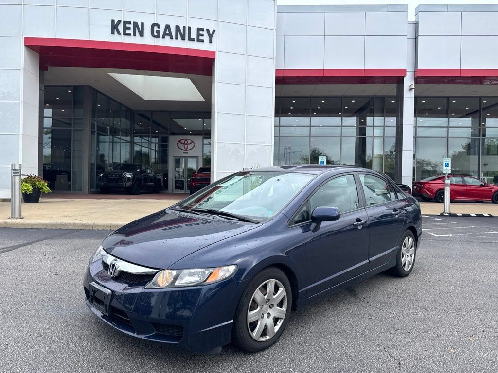 Used 2010 Honda Civic LX image 1