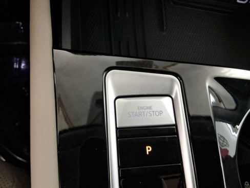 Used 2026 Volkswagen Atlas SE w/ Panoramic Sunroof Package FWD image 30